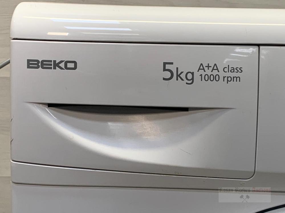 beko 5kg washing machine wm5100w