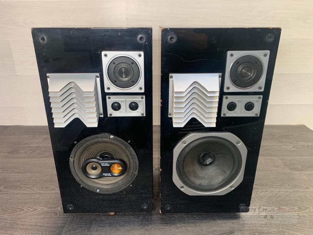 2- Marantz LS-10A speakers