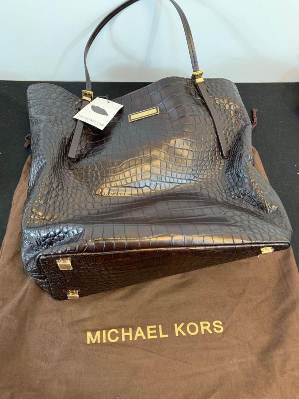 michael kors ladies bags uk